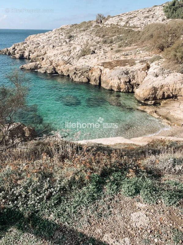 Appartement à MARSEILLE-9E