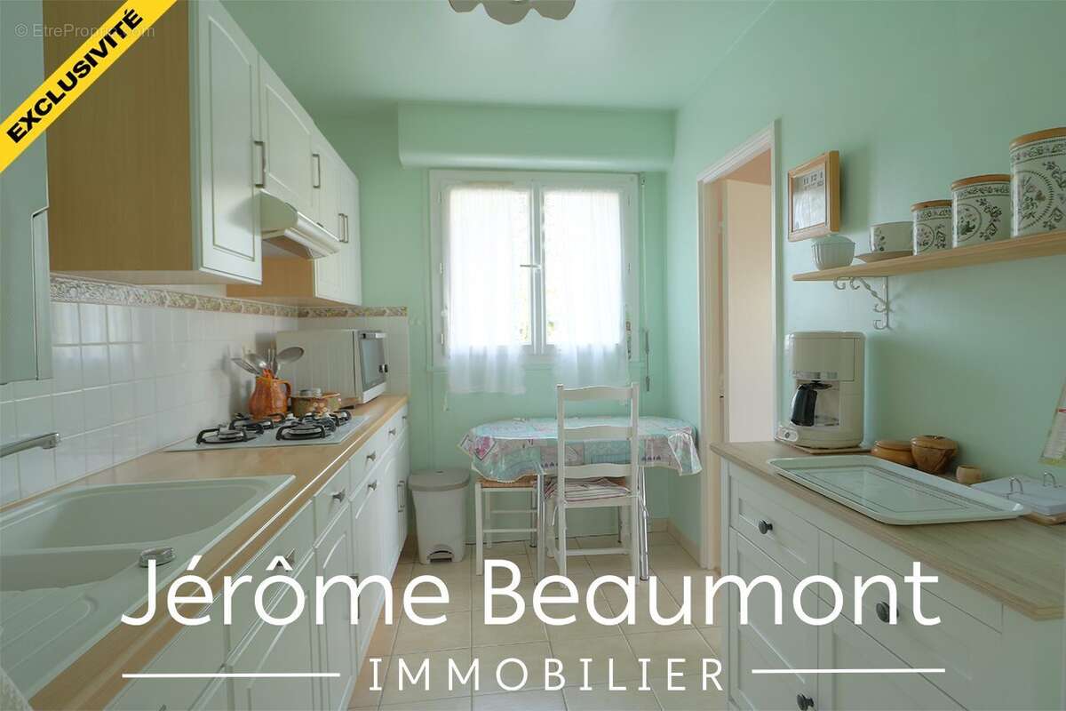 Appartement à EZANVILLE