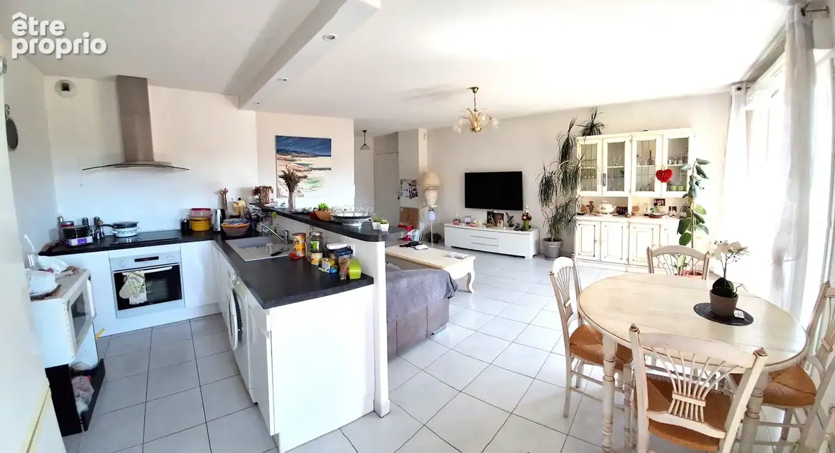 Appartement Type 3 plein sud avec terrasse . - photo 5