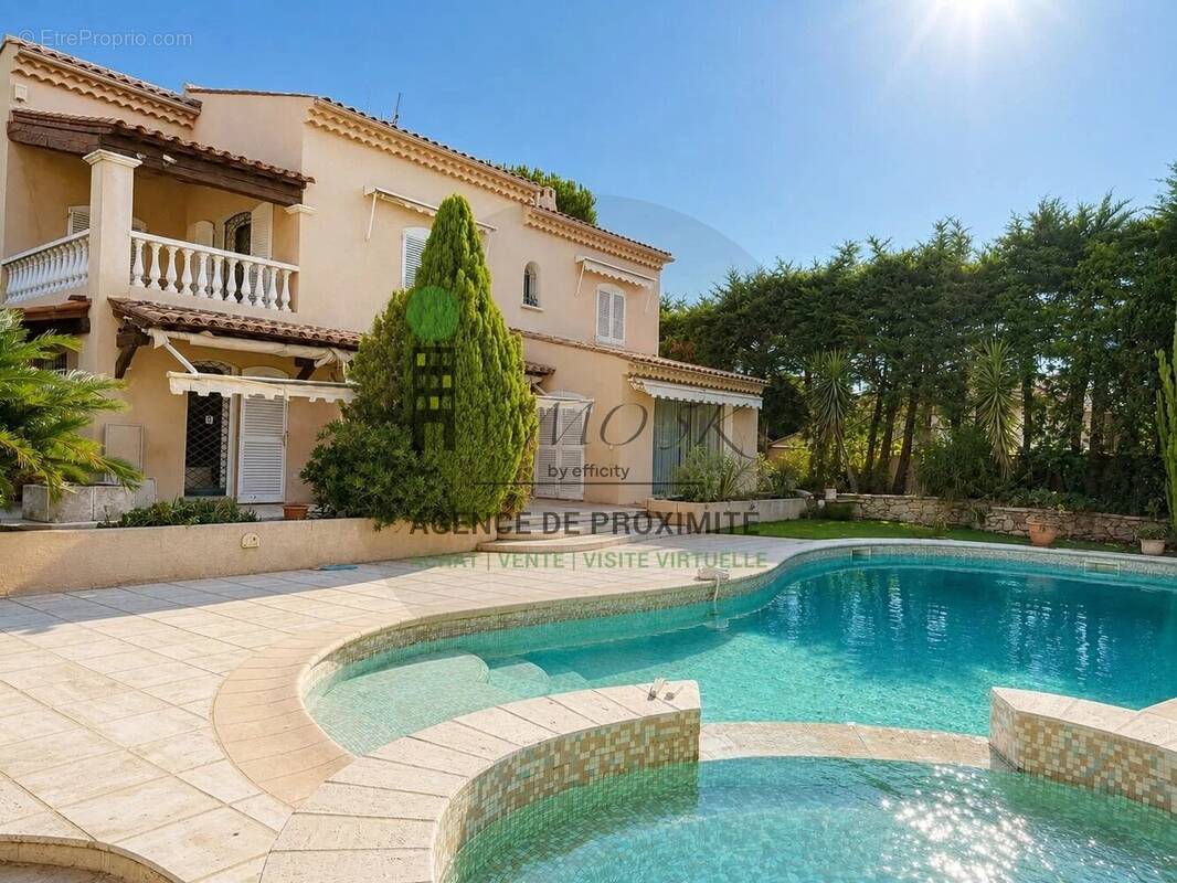 Maison à ANTIBES