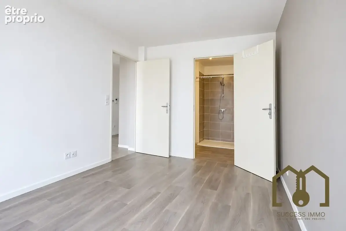 Appartement 2 pièces 41 m² à vendre à Vaulx-En-Velin (69120) - photo 4