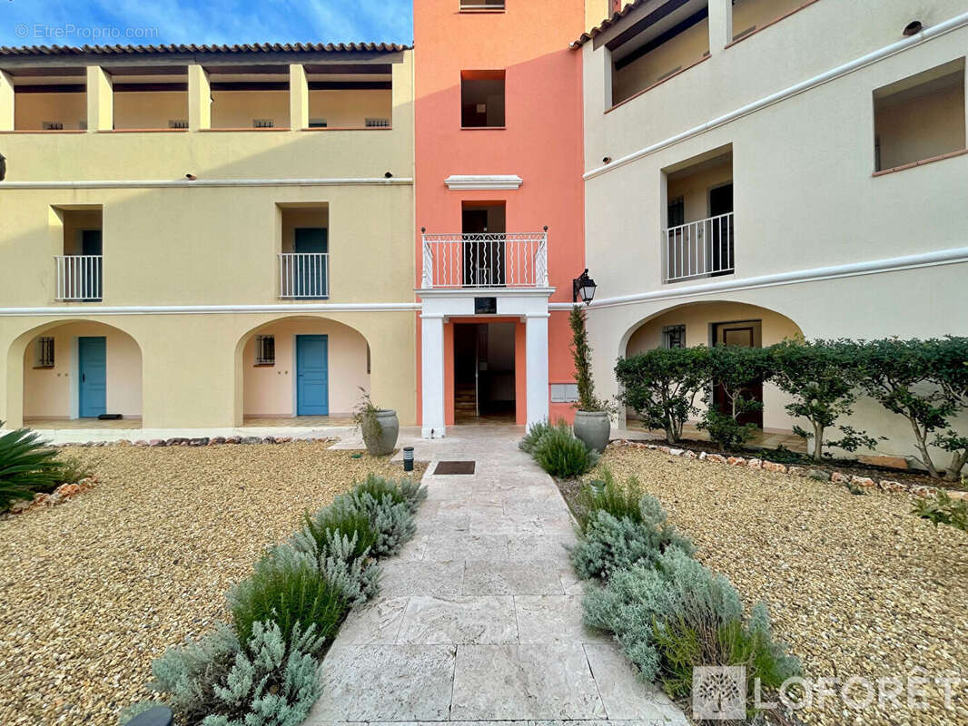 Appartement Roquebrune Sur Argens 2 pièce(s) 64.27 m2 - photo 6