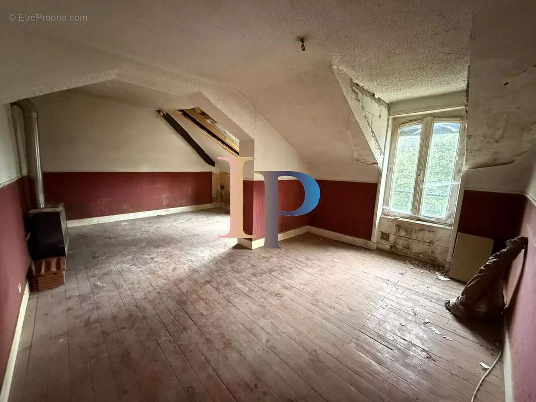 Maison au centre de charlieu - photo 19
