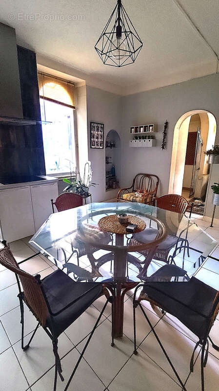 Redessan maison 130m divisee en 2 appartements jardin 564m2 - photo 4