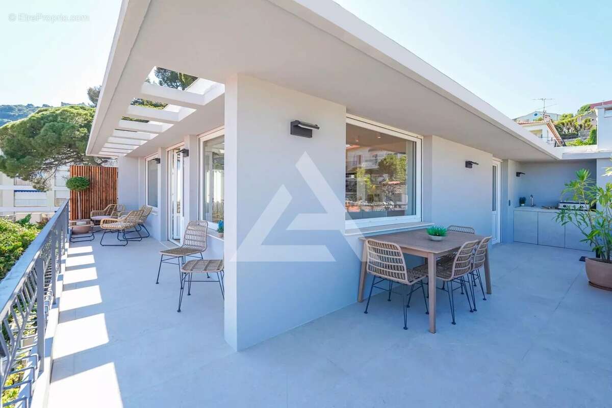 Appartement à VILLEFRANCHE-SUR-MER