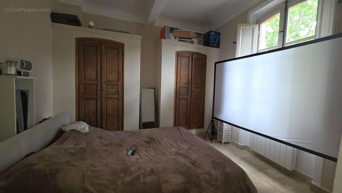 Appartement à LAMBESC