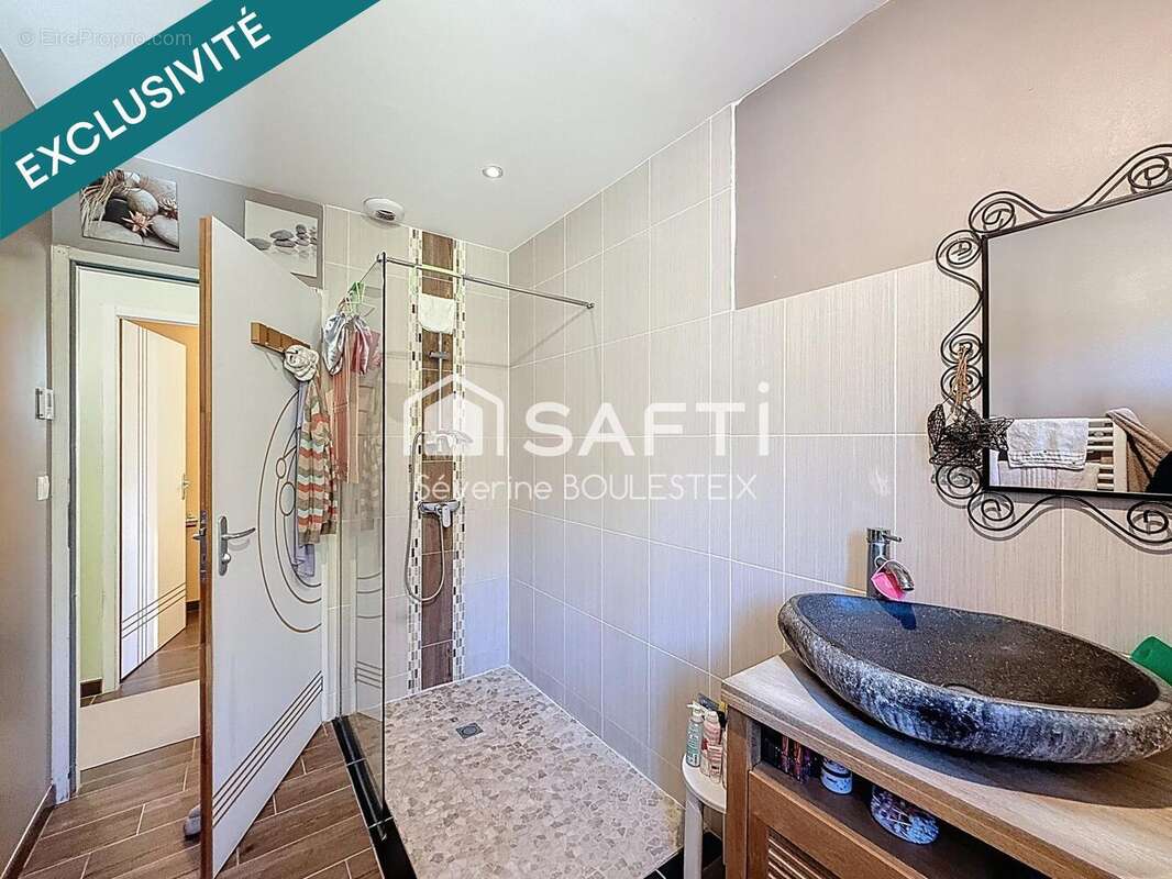 Photo 6 - Maison à HIERSAC