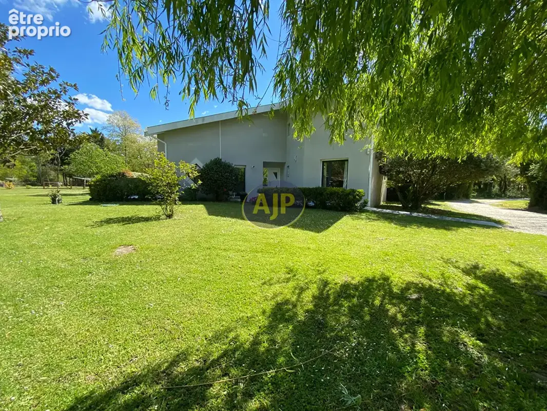 Maison d' architecte  8 pièces à 5 kms de la plage - photo 18