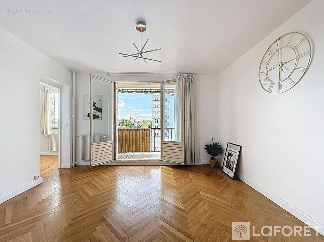 Appartement à CALUIRE-ET-CUIRE