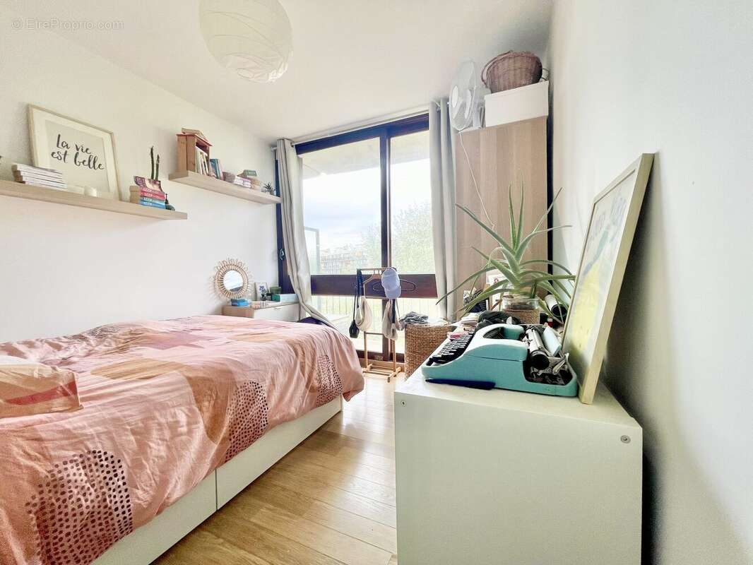 Appartement à FONTENAY-LE-FLEURY