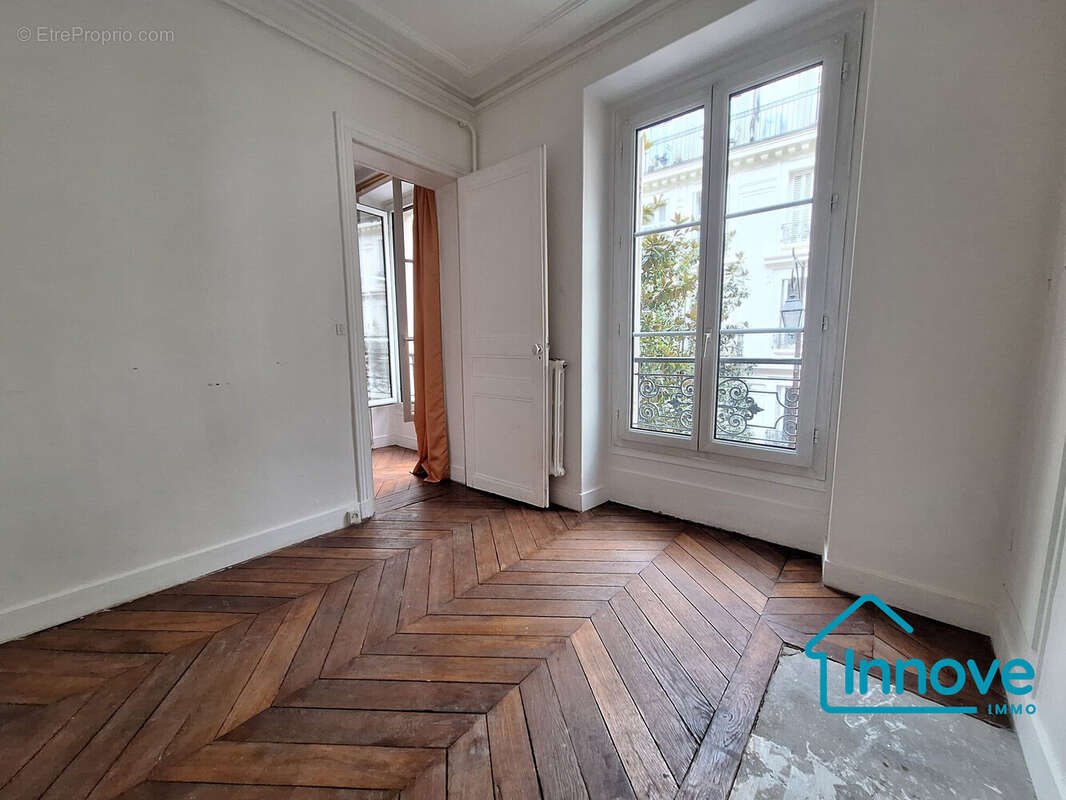 Appartement à NEUILLY-SUR-SEINE