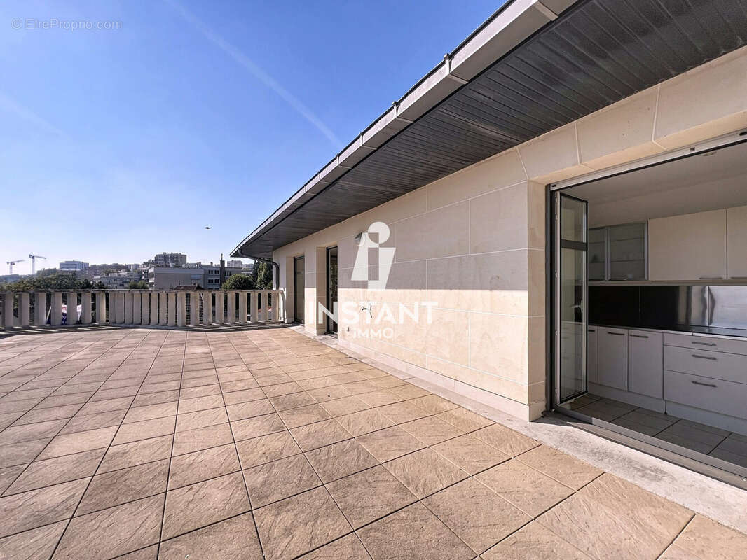 Appartement à JOINVILLE-LE-PONT