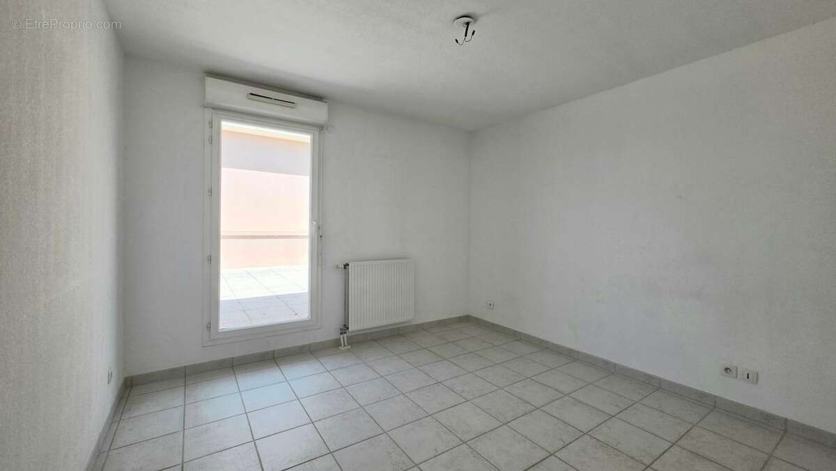 Appartement à LAMBESC