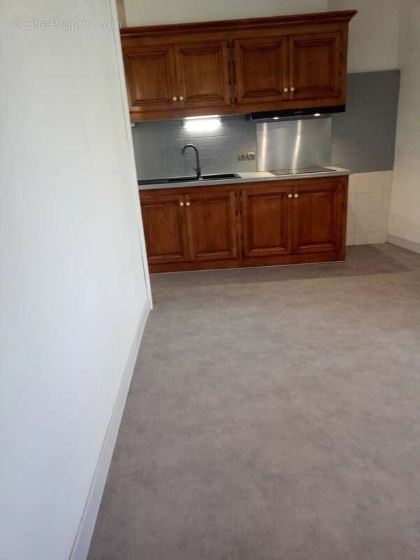 Appartement à MONTREDON-LABESSONNIE