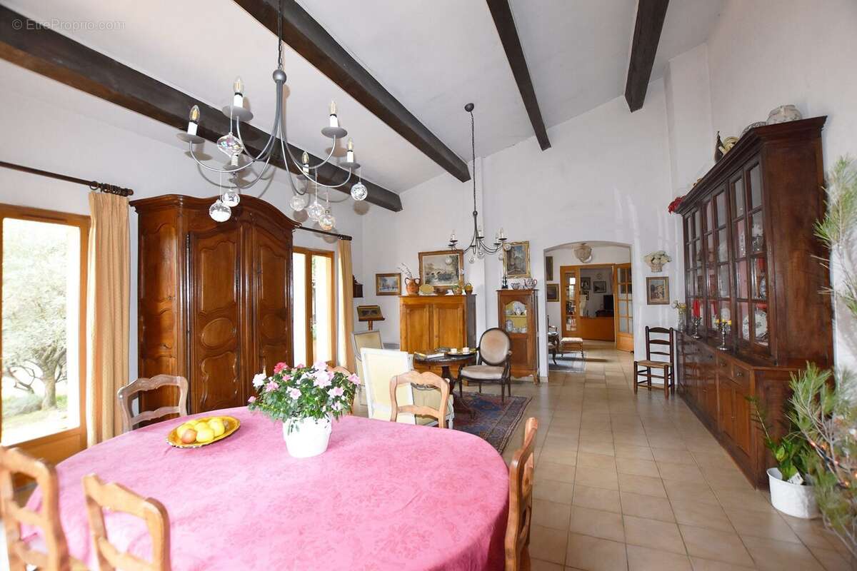 Maison à TAVEL