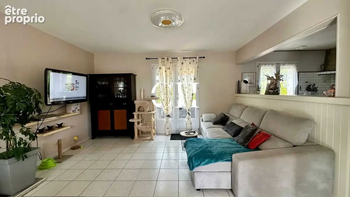 Maison avec vie de plain-pied sur la commune de Brusvily - photo 4
