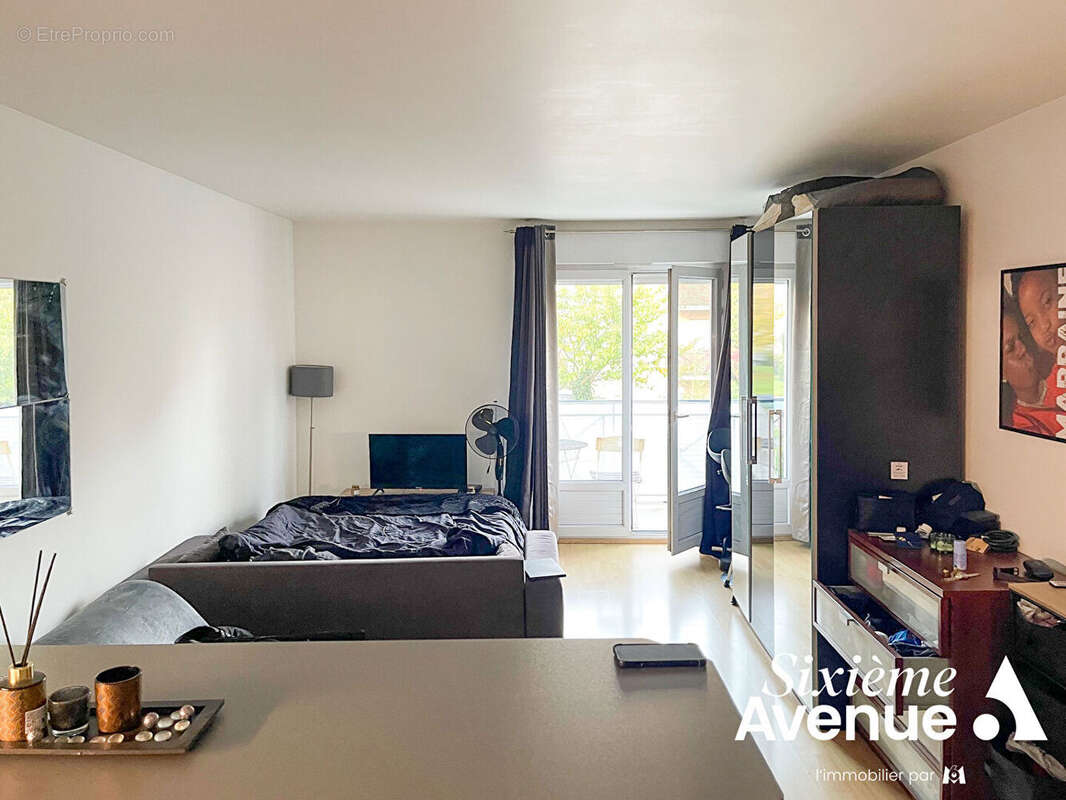 Appartement à CHILLY-MAZARIN