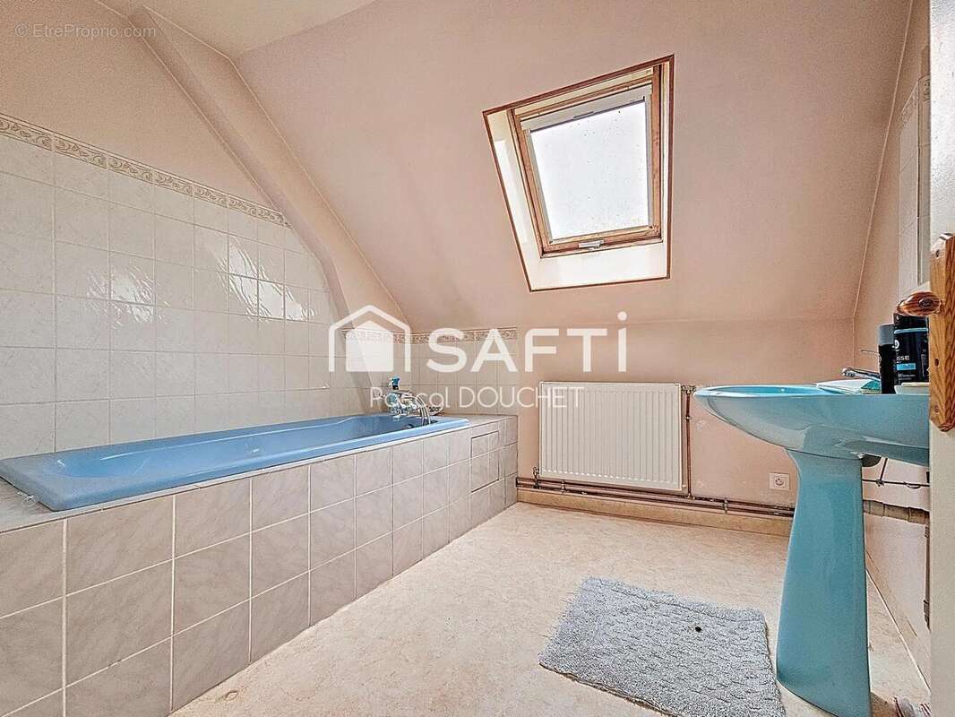 Photo 9 - Maison à COULONGES-COHAN