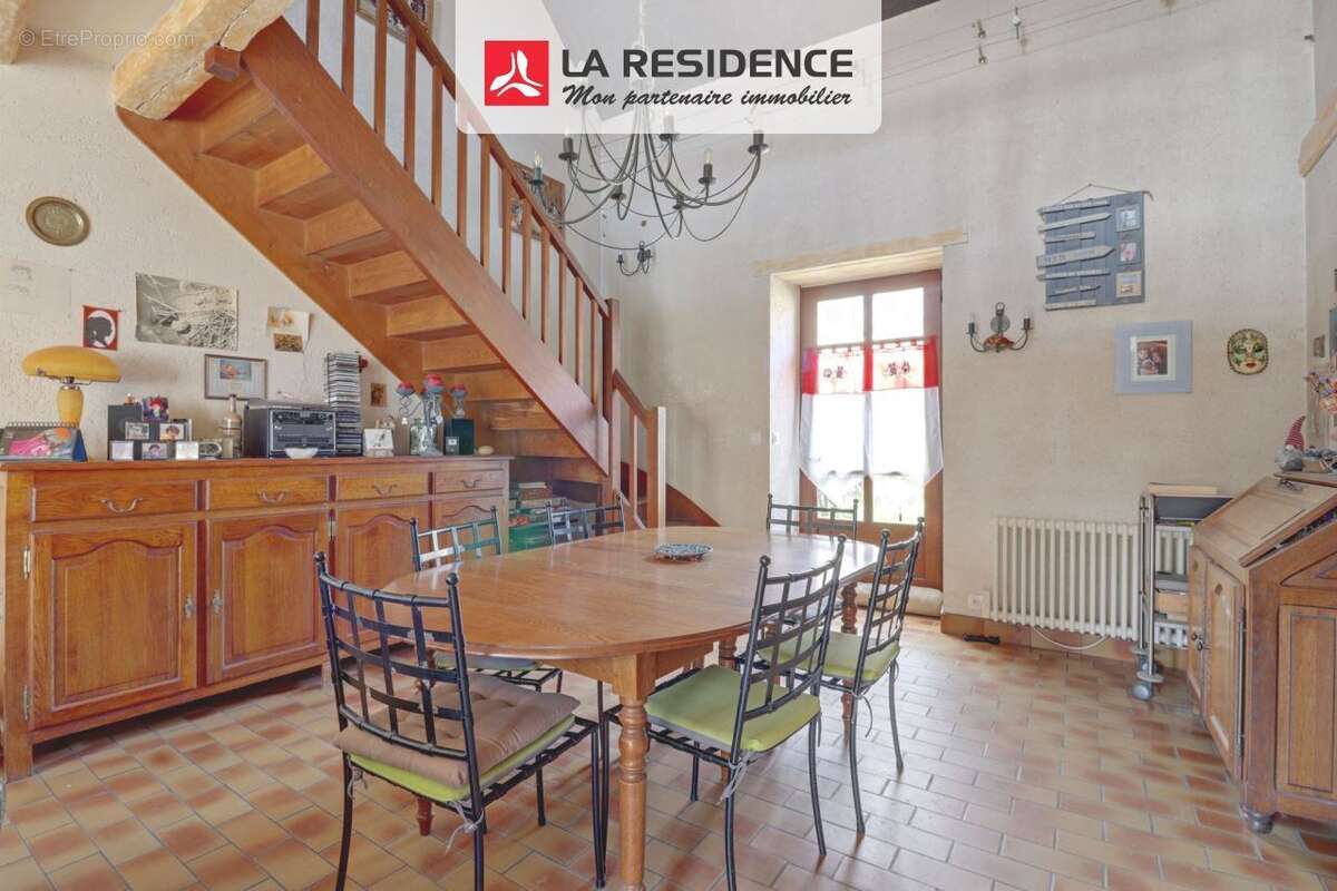Maison 176 m² à Villebarou  - photo 5