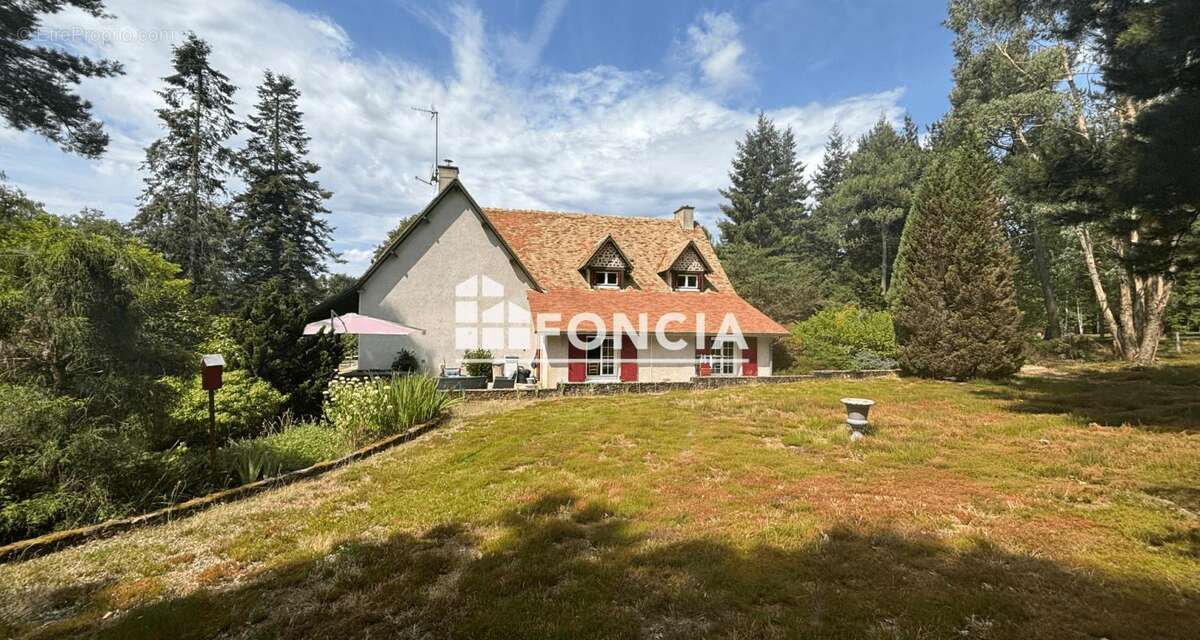 Maison à AIGNE