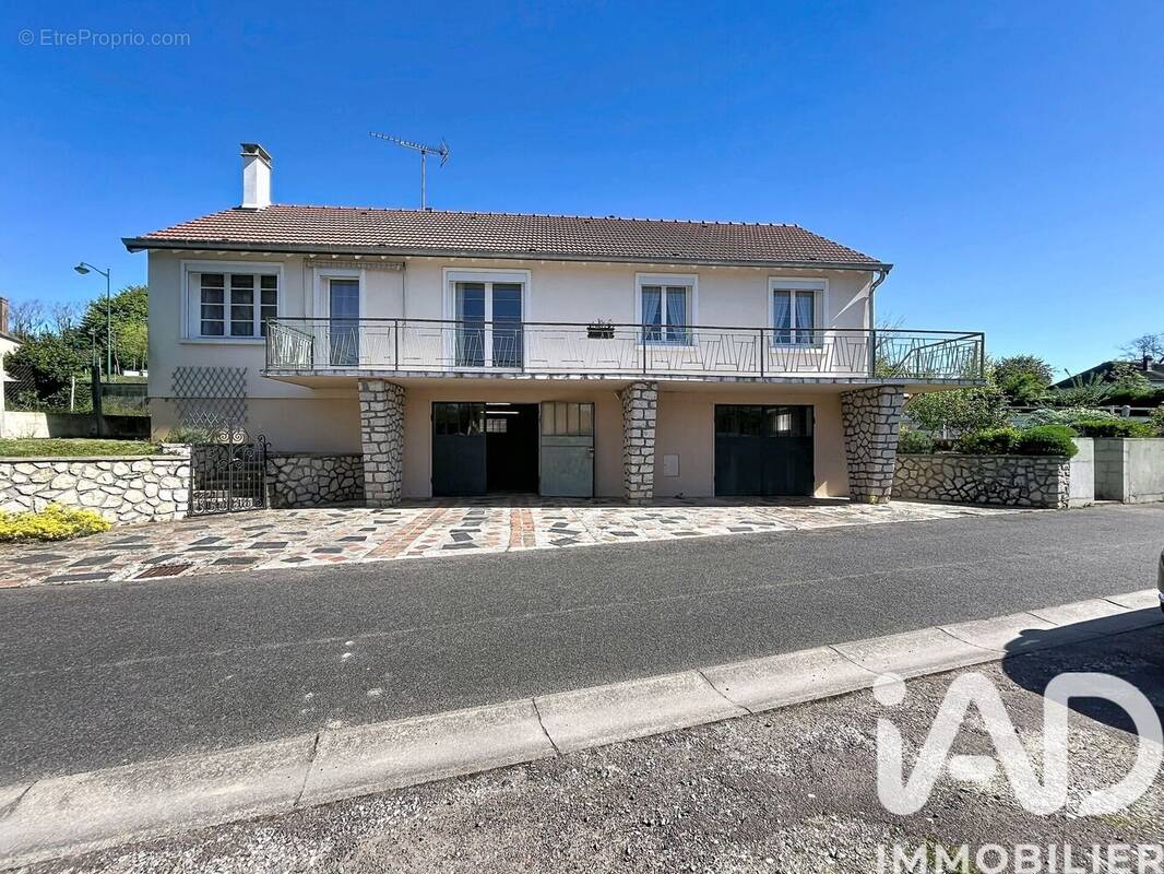 Photo 1 - Maison à SAINT-GERMAIN-DES-PRES