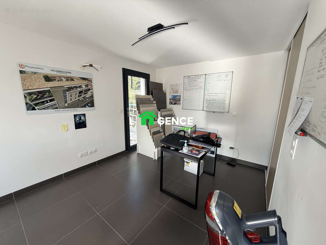 Commerce à MARTIGUES