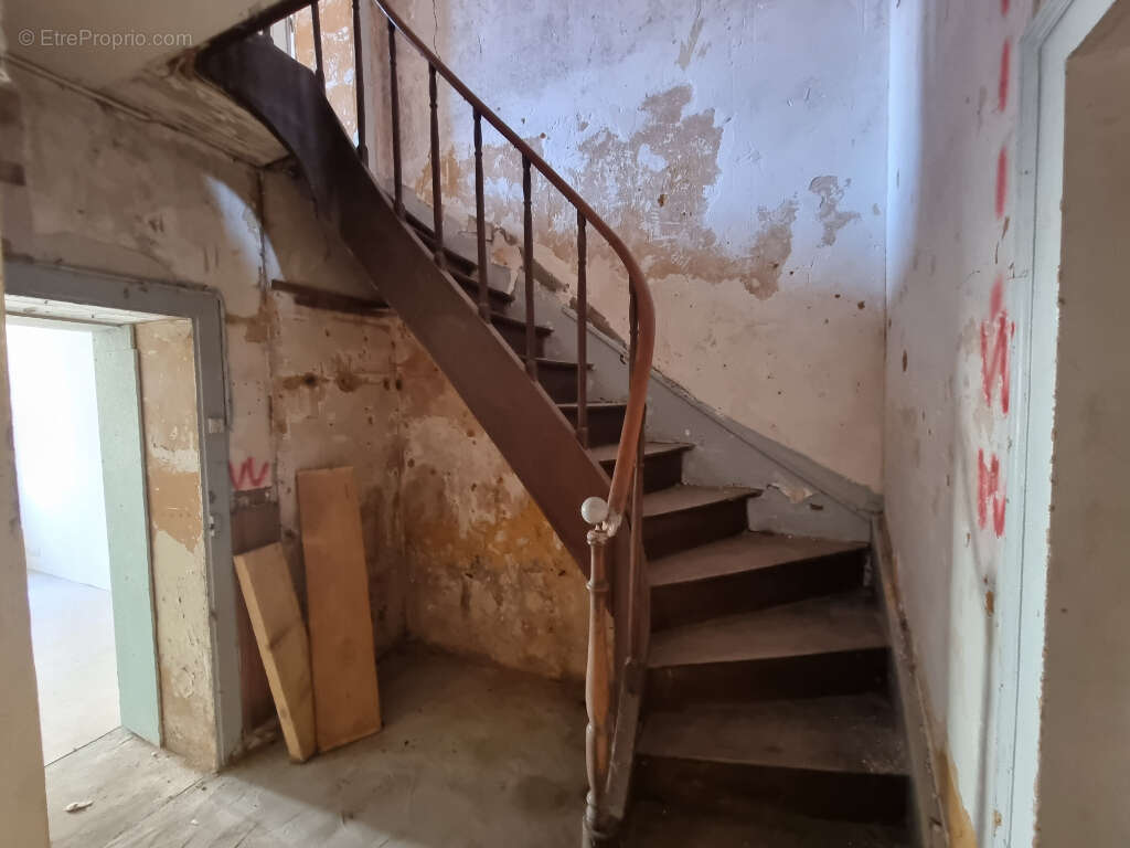 Maison à SAINT-MARTIN-DU-VIEUX-BELLEME