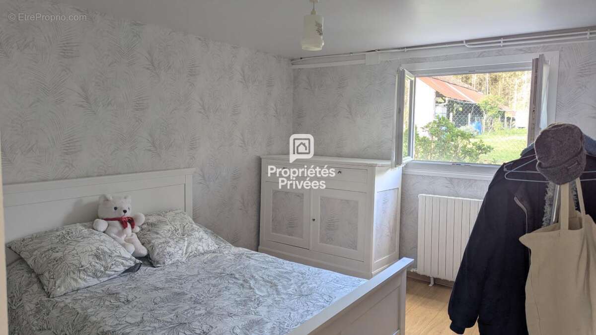 ABJAT SUR BANDIAT - Maison économe DPE B - 133 m² - Idéal bi-famille ou investissement - photo 12
