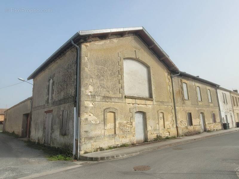 Appartement à CISSAC-MEDOC