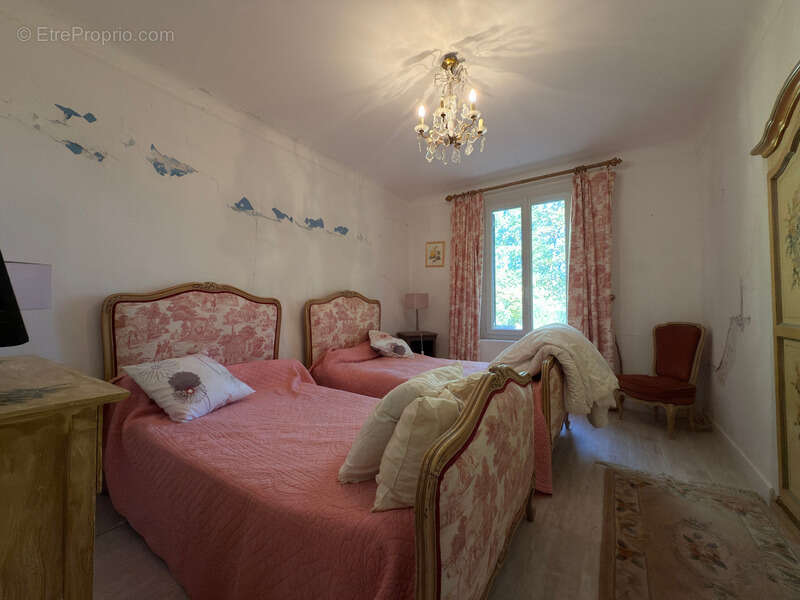Maison à SAINT-SATURNIN-LES-APT