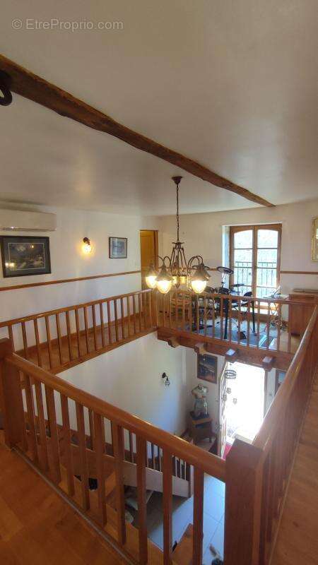 Maison à PIEGUT-PLUVIERS