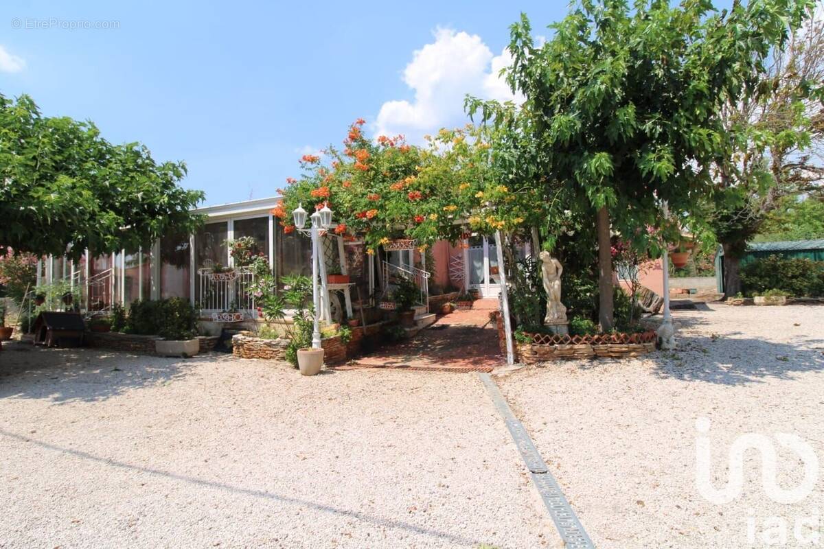 Photo 1 - Maison à POURRIERES