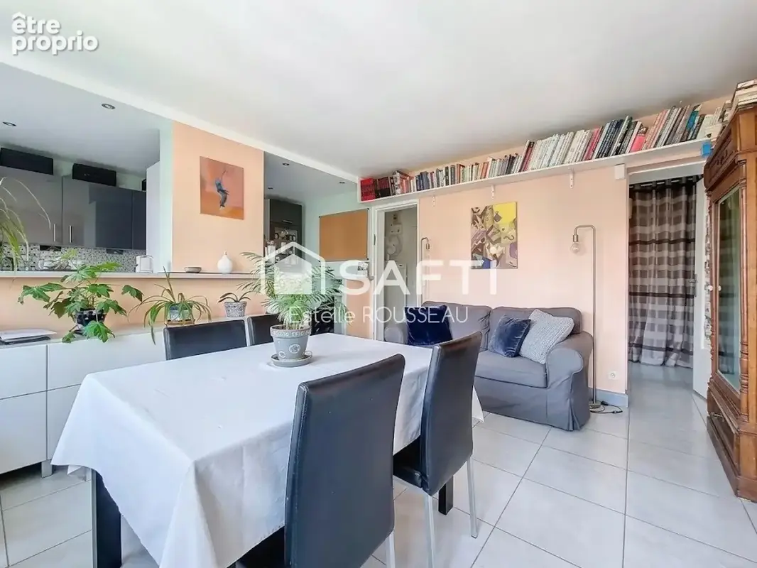 Photo 1 - Appartement à SUCY-EN-BRIE