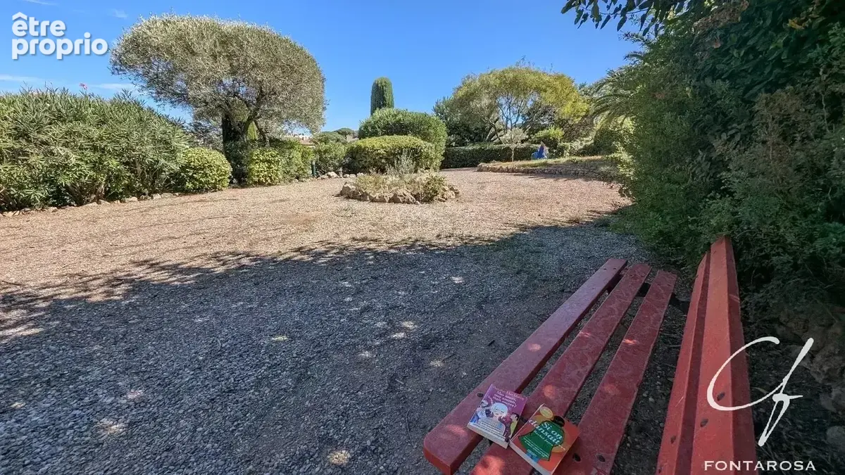 Studio Rez-De-Jardin Sainte-Maxime - photo 9
