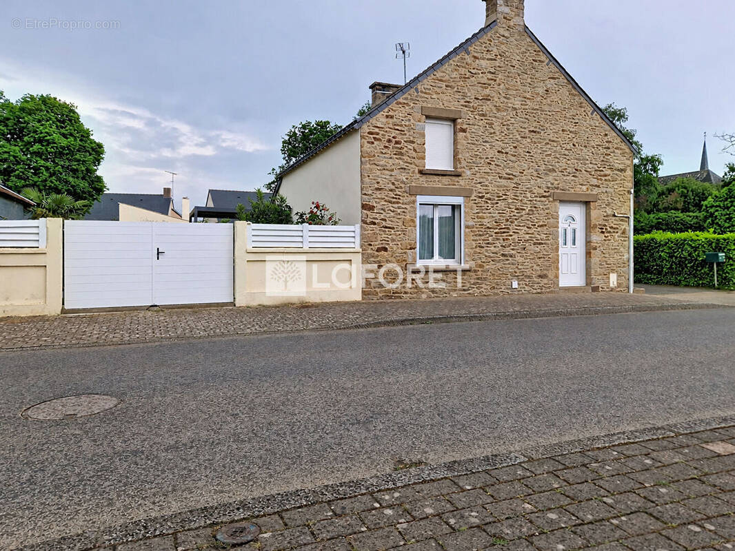 Maison à ARZAL