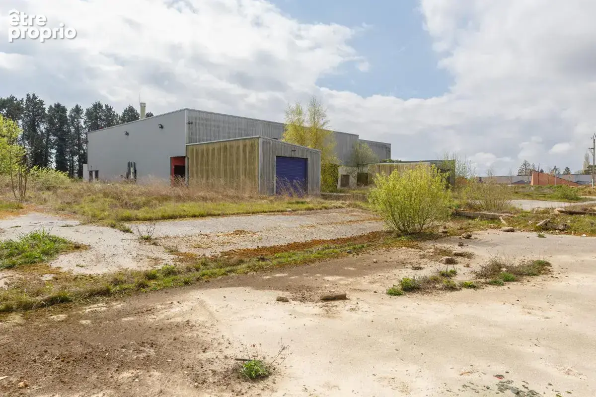 Local - 1 640 m² - Harcourt (27) - photo 3