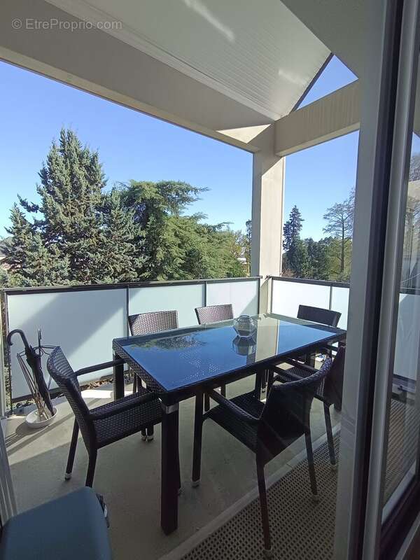 Appartement à LA RICHE