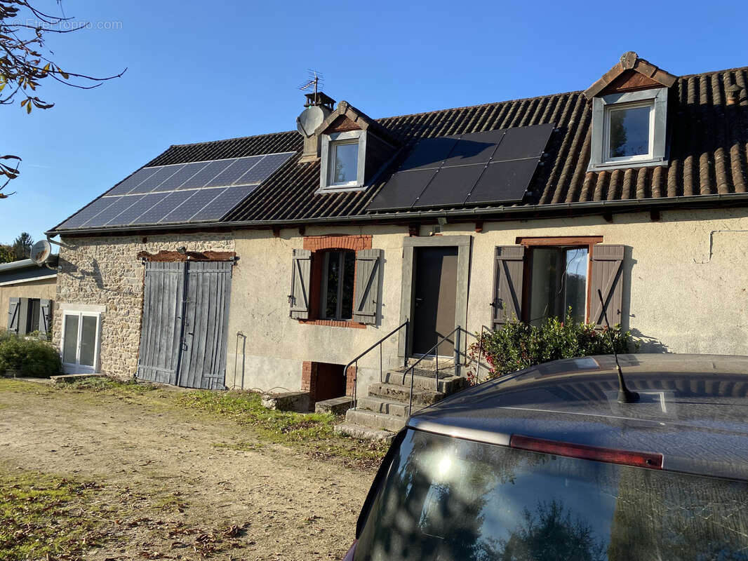 Maison à SAINT-HILAIRE-LES-PLACES