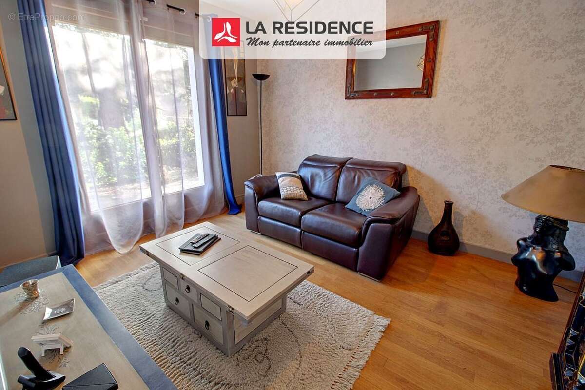 Maison à VAUX-SUR-SEINE