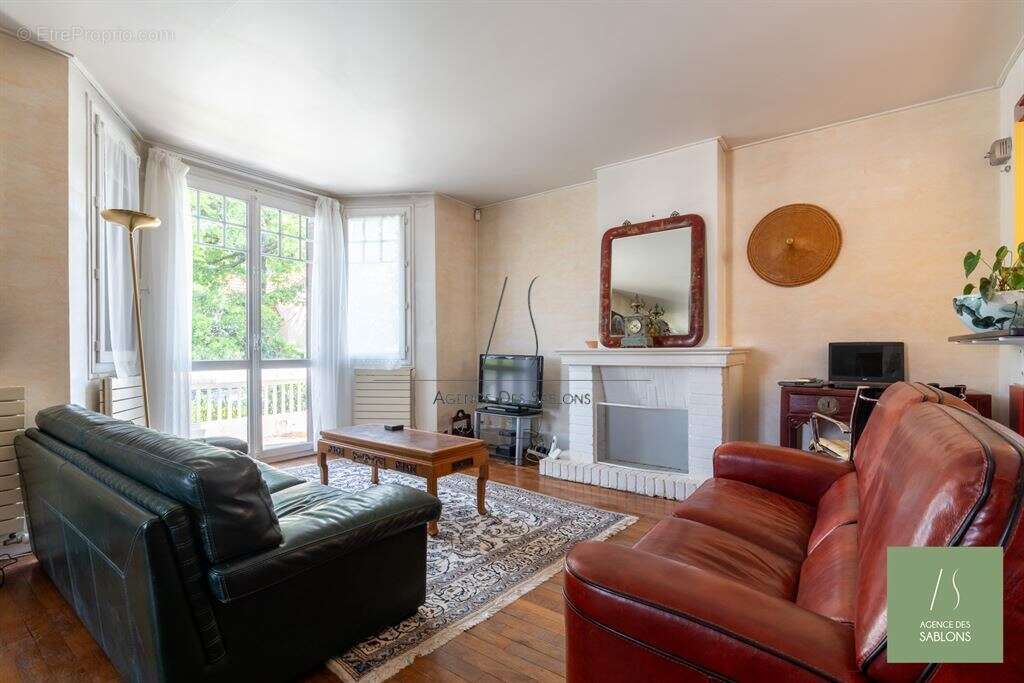 Maison 128 m² à Le Vesinet  - photo 4