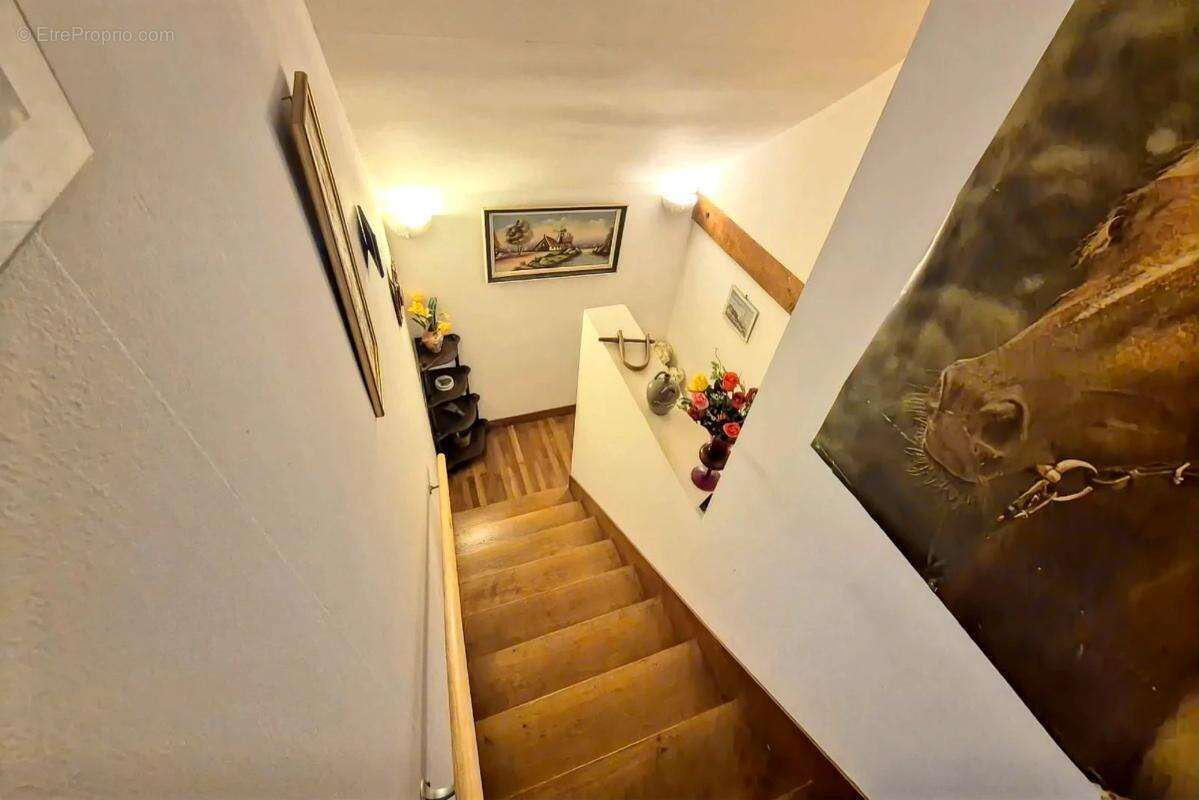 Maison à MONTGIVRAY