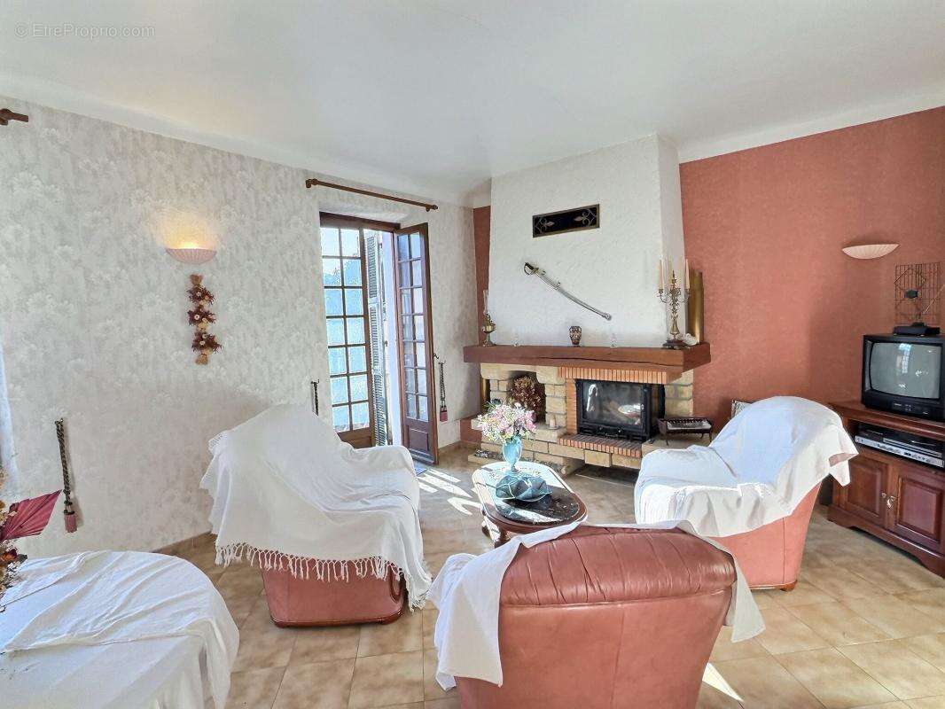 Appartement à ROQUEBILLIERE