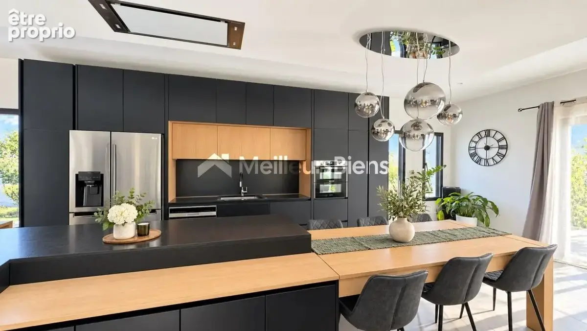 Maison récente de 147 m² avec piscine chauffée, suite parentale et garage - photo 4