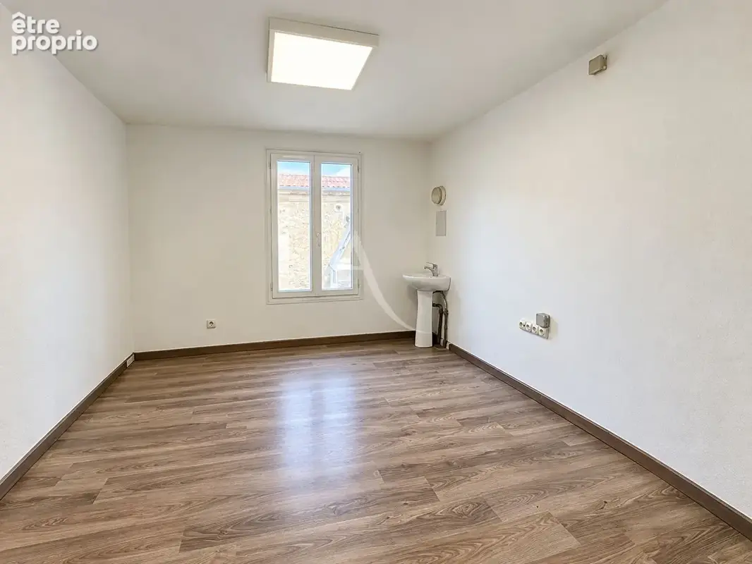 Ensemble immobilier à vocation hôtelière - 9 chambres - centre-ville d'annet-sur-marne - photo 5
