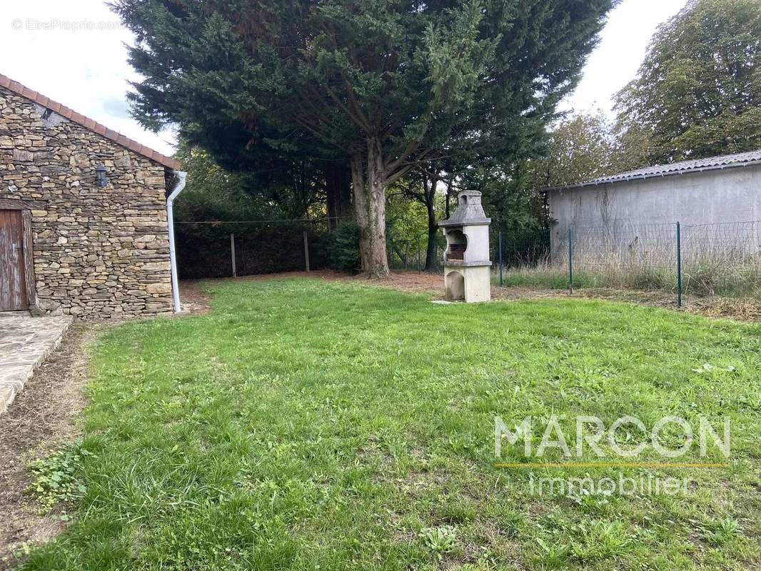 Maison à NOUZEROLLES