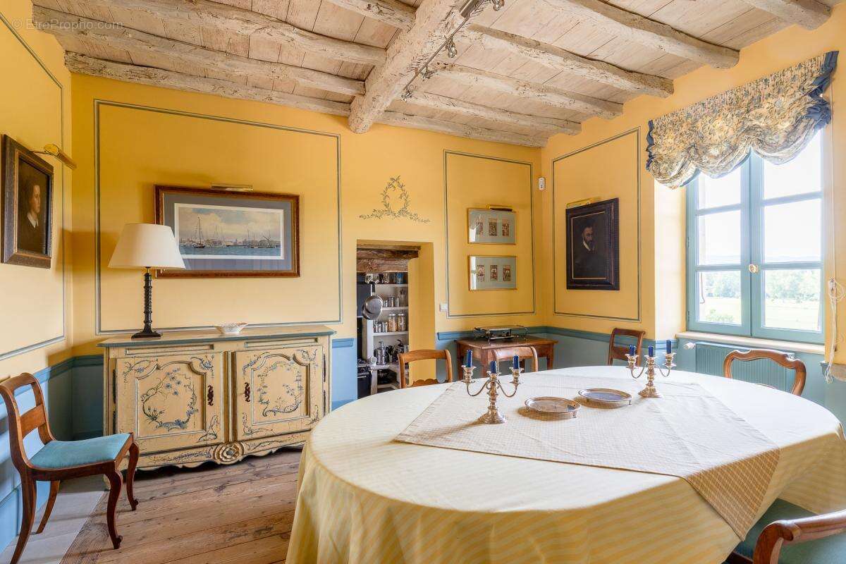 Maison à VIVIERS-LES-MONTAGNES