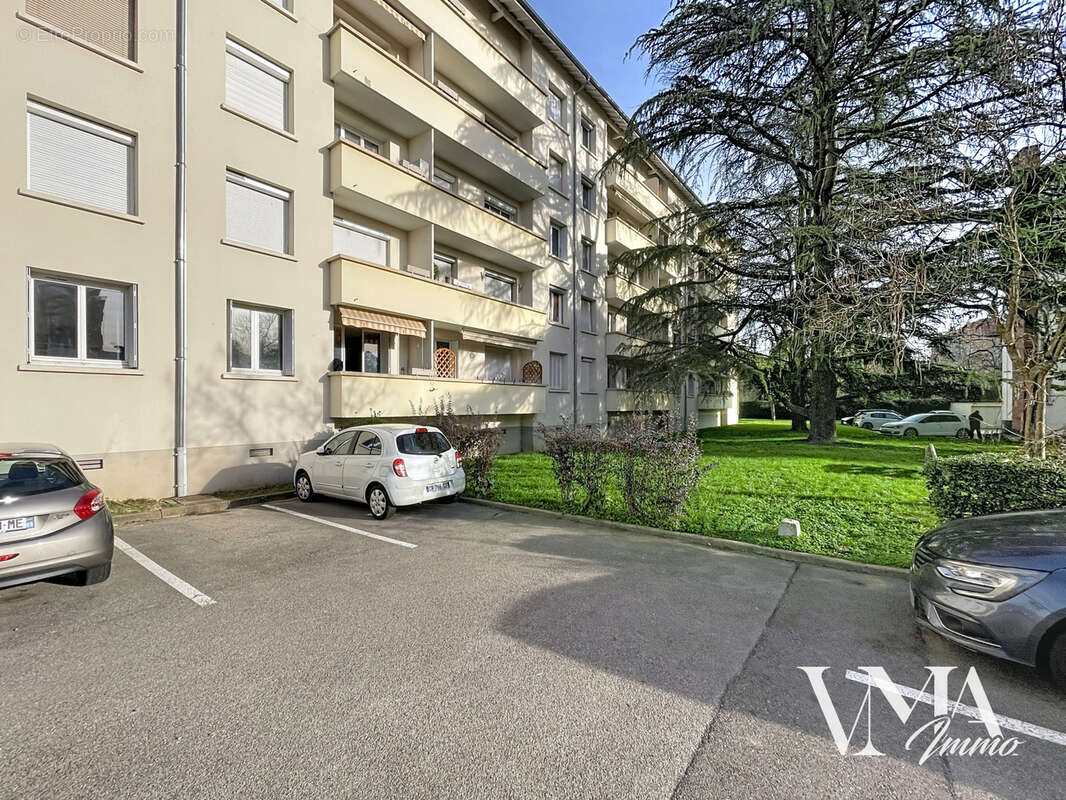 Appartement à CHAMPAGNE-AU-MONT-D'OR