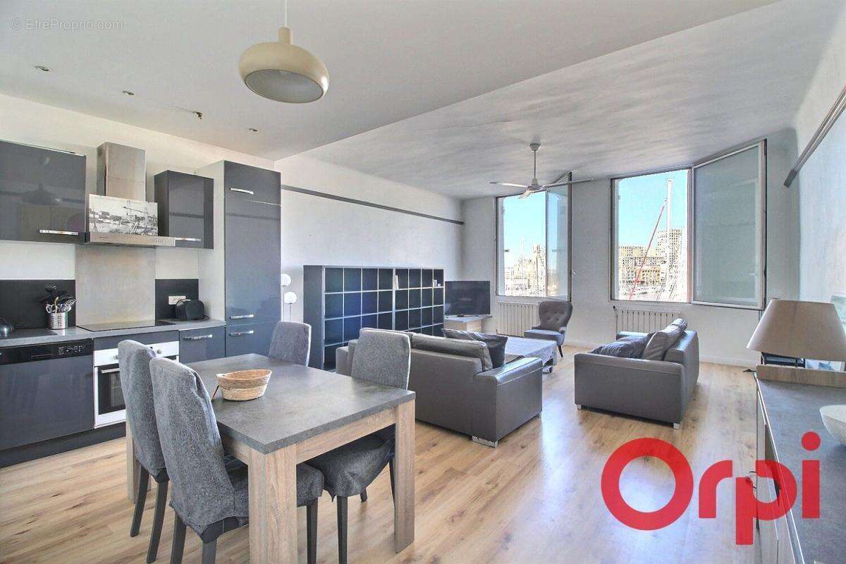 Appartement à MARSEILLE-7E