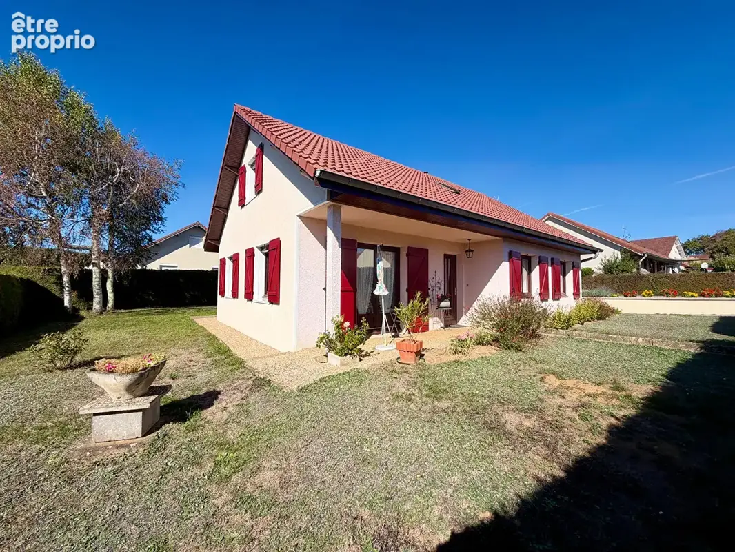 Maison St-Vit - photo 1