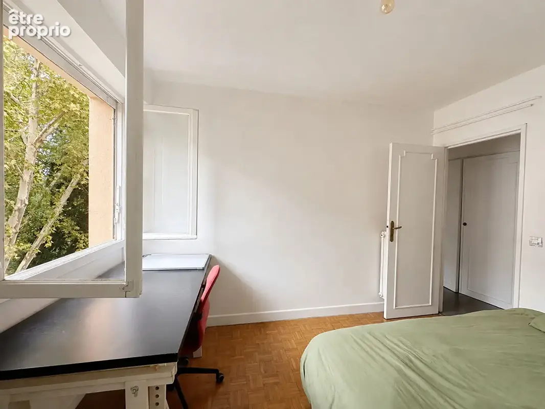 Quartier st joseph, balcon, vue dégagée, 2 chambres - photo 8